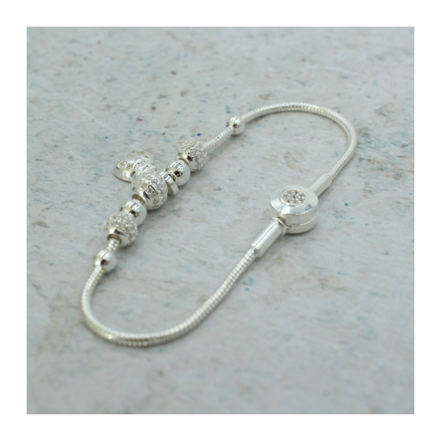 Pulsera de plata .925 Catarina “Suerte y Elegancia” con circonias brillantes