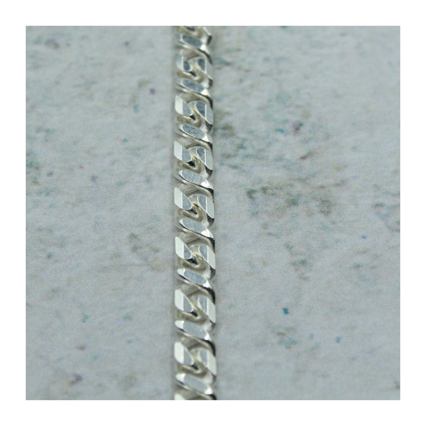 Pulsera Barbada Cerrada Unisex Plata .925 “Fuerza”