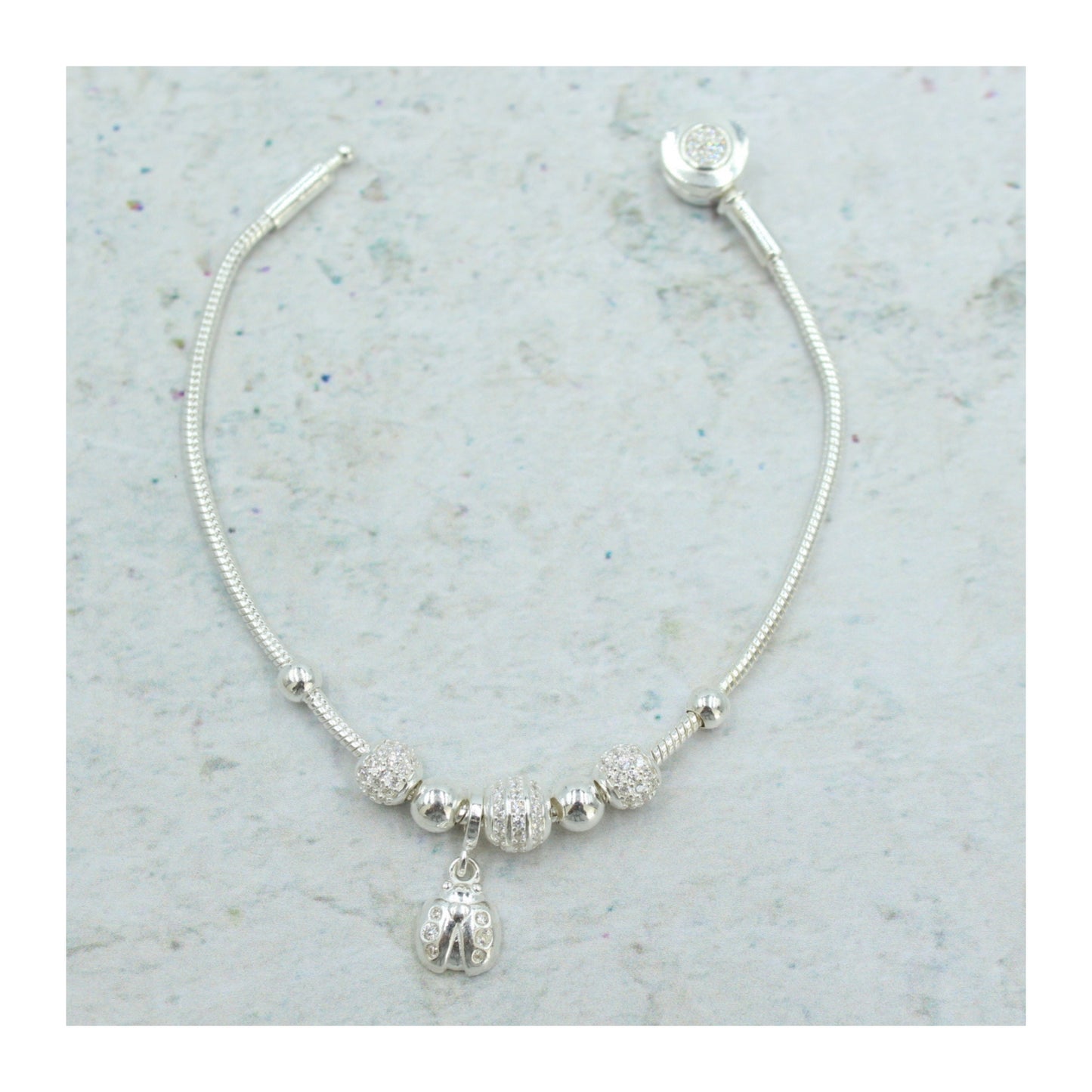 Pulsera de plata .925 Catarina “Suerte y Elegancia” con circonias brillantes